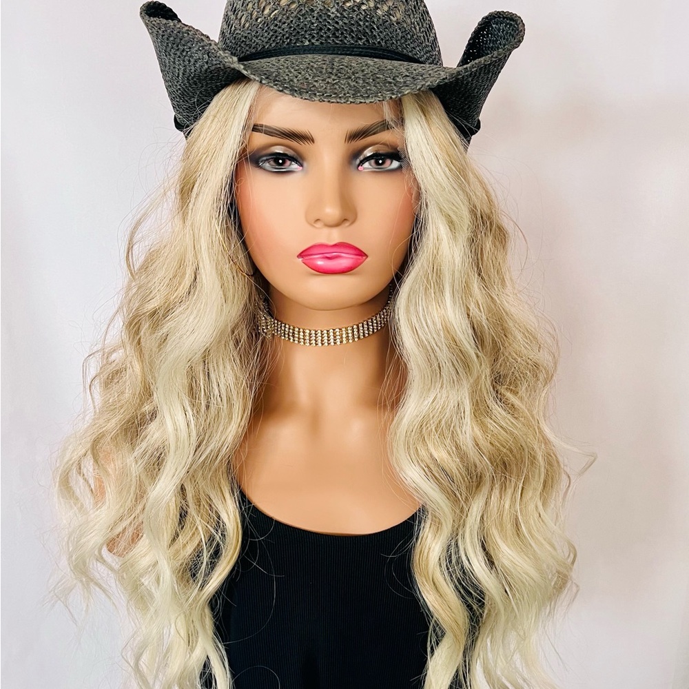 Gorgeous! is this Long Wavy Platinum Blonde Spice Premium Fiber Lace Front Wig 🙌
